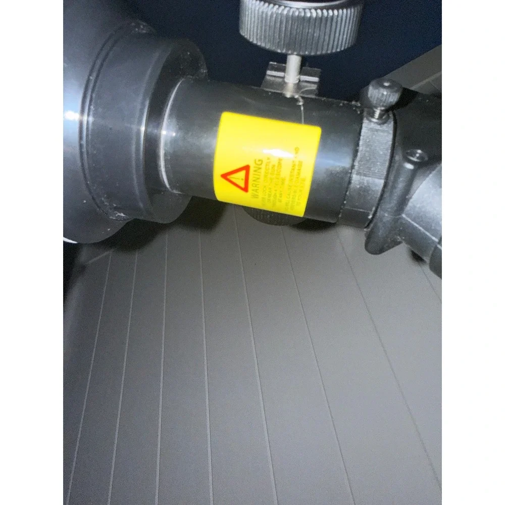 N/A white refractor
